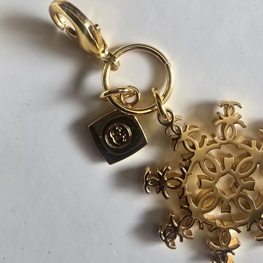 Gold Snowflake Keychain Chanel